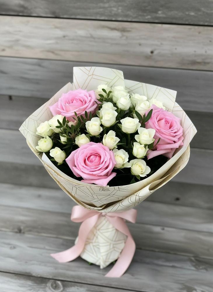 Букет цветов из: Розы в Тээли