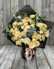 Букет цветов из:  Розы и Лизиантусы в Тээли