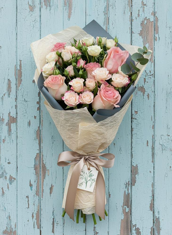 Букет цветов из: Розы в Тээли