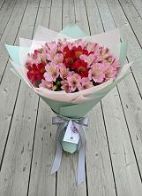 Букет цветов из:  Альстромерии в Тээли