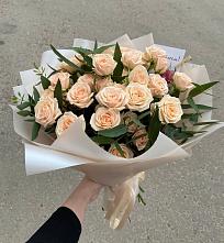Букет Кремовые розы Латте в Тээли