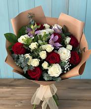 Букет цветов из:  Розы и Альстромерии в Тээли