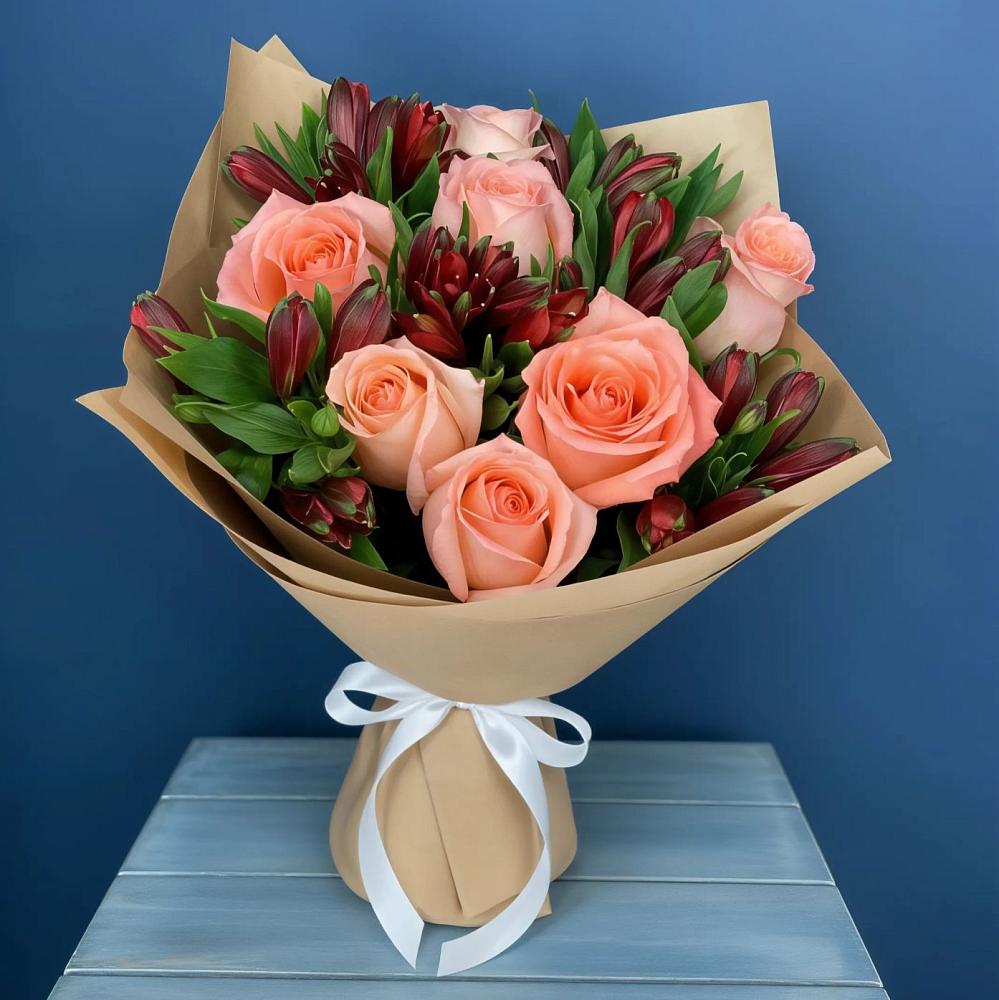 Букет цветов из: Розы и Альстромерии в Тээли