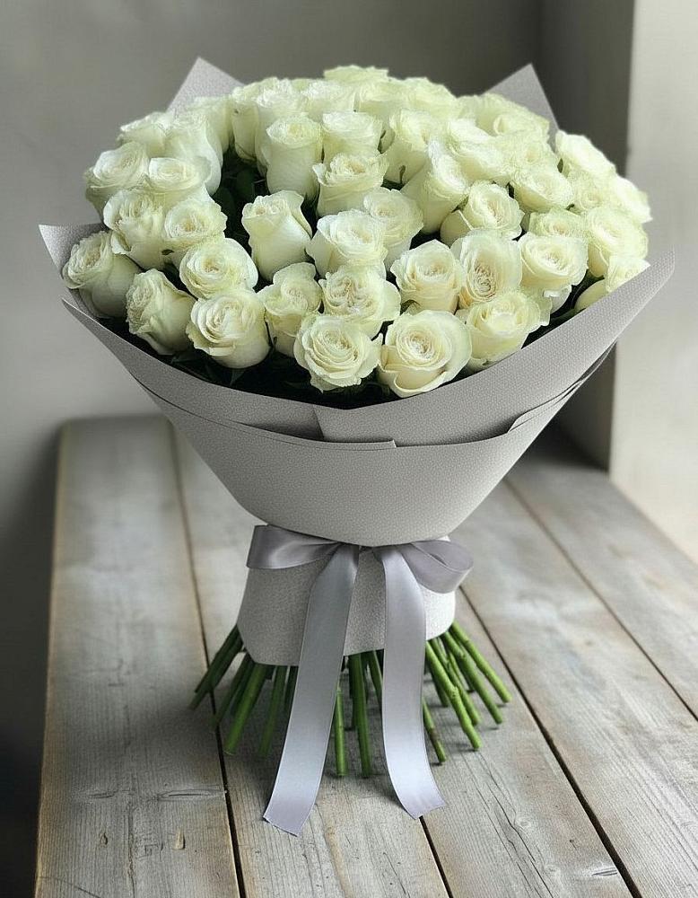 Букет 35 Белых роз в Тээли