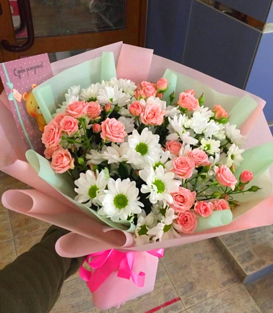 Букет цветов из: Розы и Хризантемы в Тээли