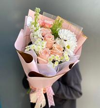 Букет цветов из:  Хризантемы и Розы в Тээли