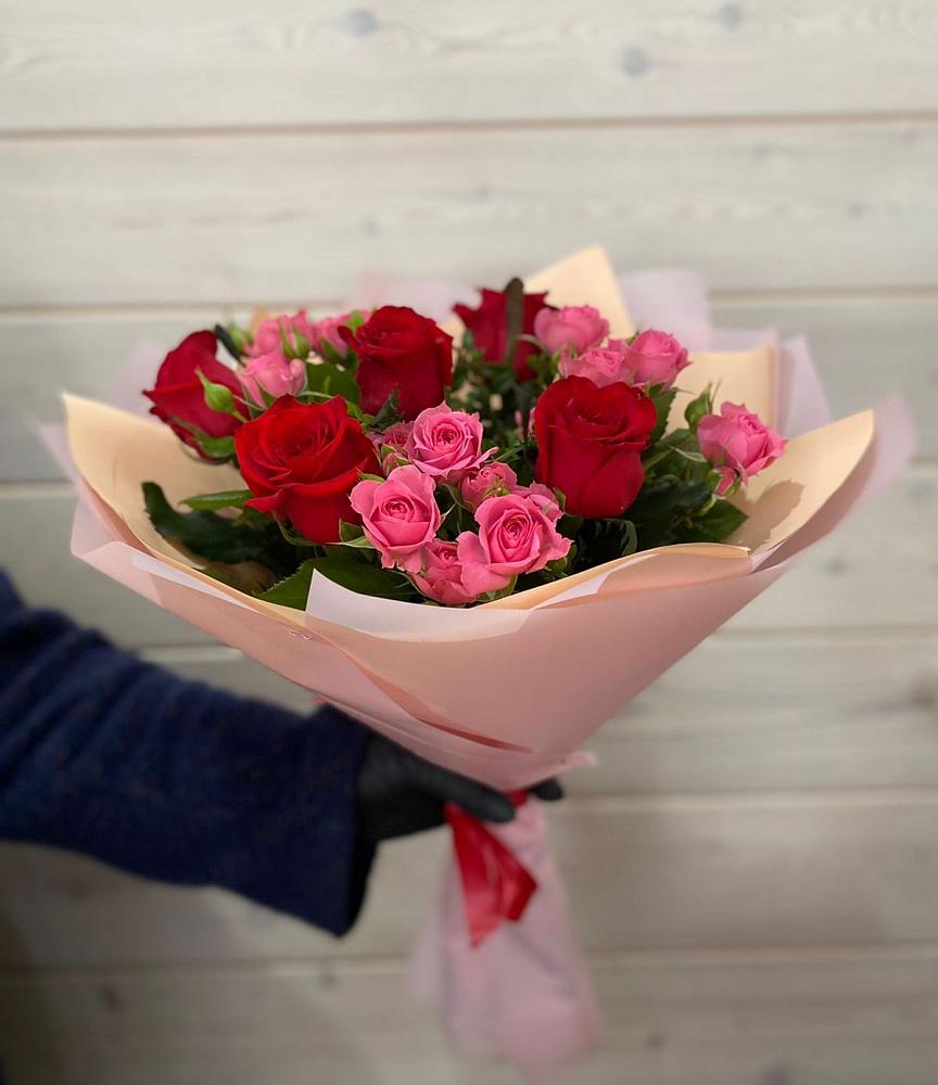 Букет цветов из: Розы в Тээли