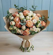 Букет цветов из:  Альстромерии и Розы в Тээли