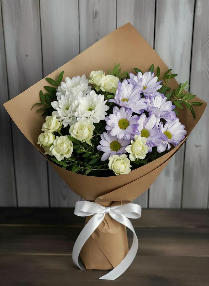 Букет цветов из: Хризантемы и Розы в Тээли