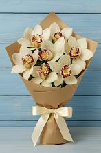 Букет цветов из:  Орхидеи и Розы в Тээли