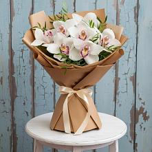 Букет цветов из:  Орхидеи и Розы #REPLACE_PRED# Тээли